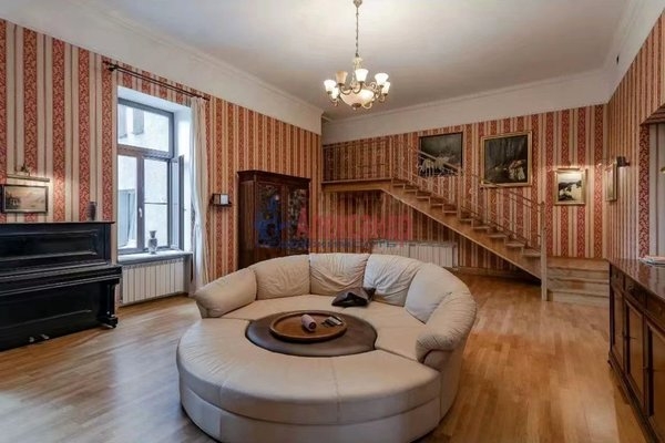 Фото квартиры по адресу Санкт-Петербург г, Литейный пр-кт, д. 46