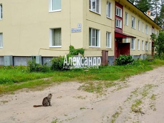 Фото квартиры по адресу Ленинградская обл, Приозерский р-н, Понтонное п, Молодежная ул, д. 4